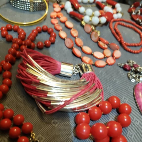 Estate Lot Vintage Jewelry Rhinestones Pink Turquoise 14 Pieces - Picture 4 of 9